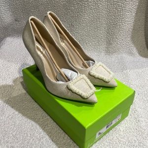 Sam Edelman “Harrietta Bead” Ivory size 9